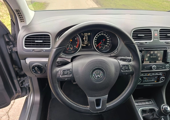 Volkswagen Golf cena 28900 przebieg: 126561, rok produkcji 2012 z Sanok małe 466